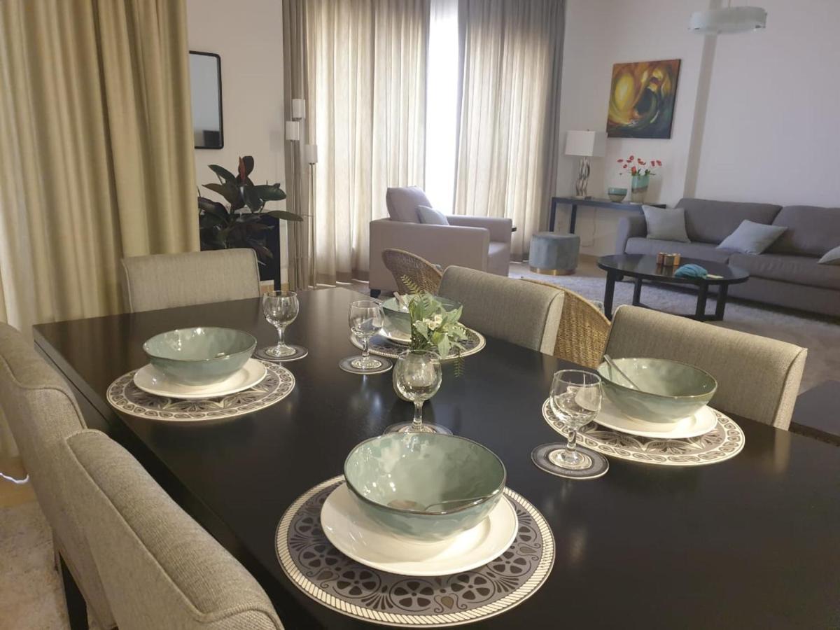 Beautiful Apartment With Amazing Sea Views Dubaj Zewnętrze zdjęcie