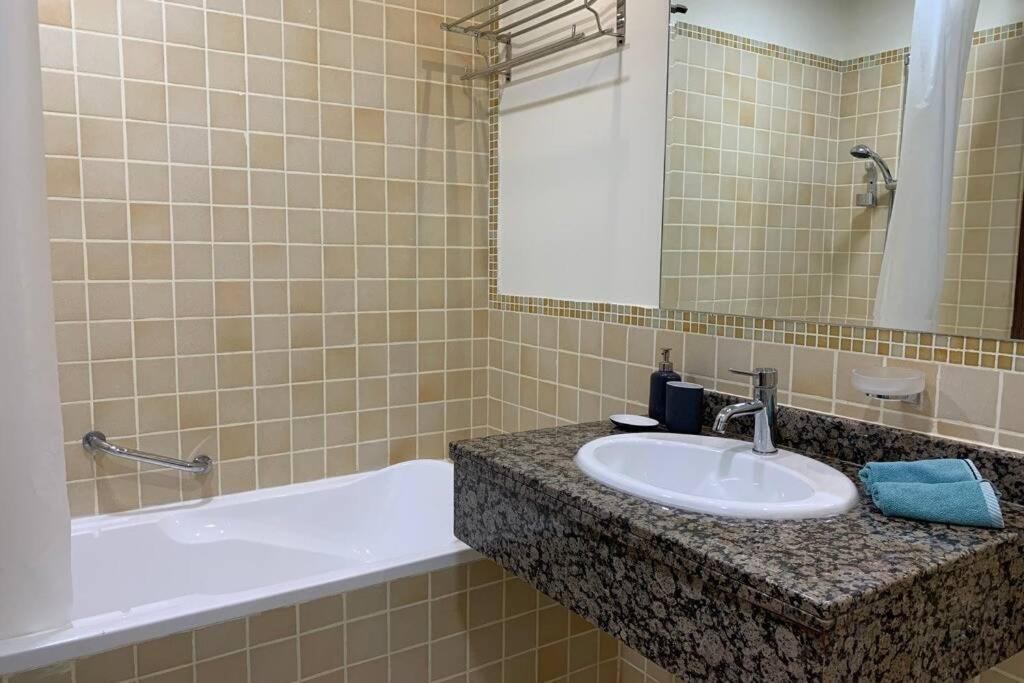 Beautiful Apartment With Amazing Sea Views Dubaj Zewnętrze zdjęcie